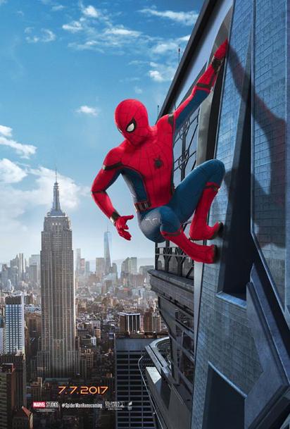 El trepamuros encaramado en la Torre Vengadores en otro póster de Spider-Man:  Homecoming